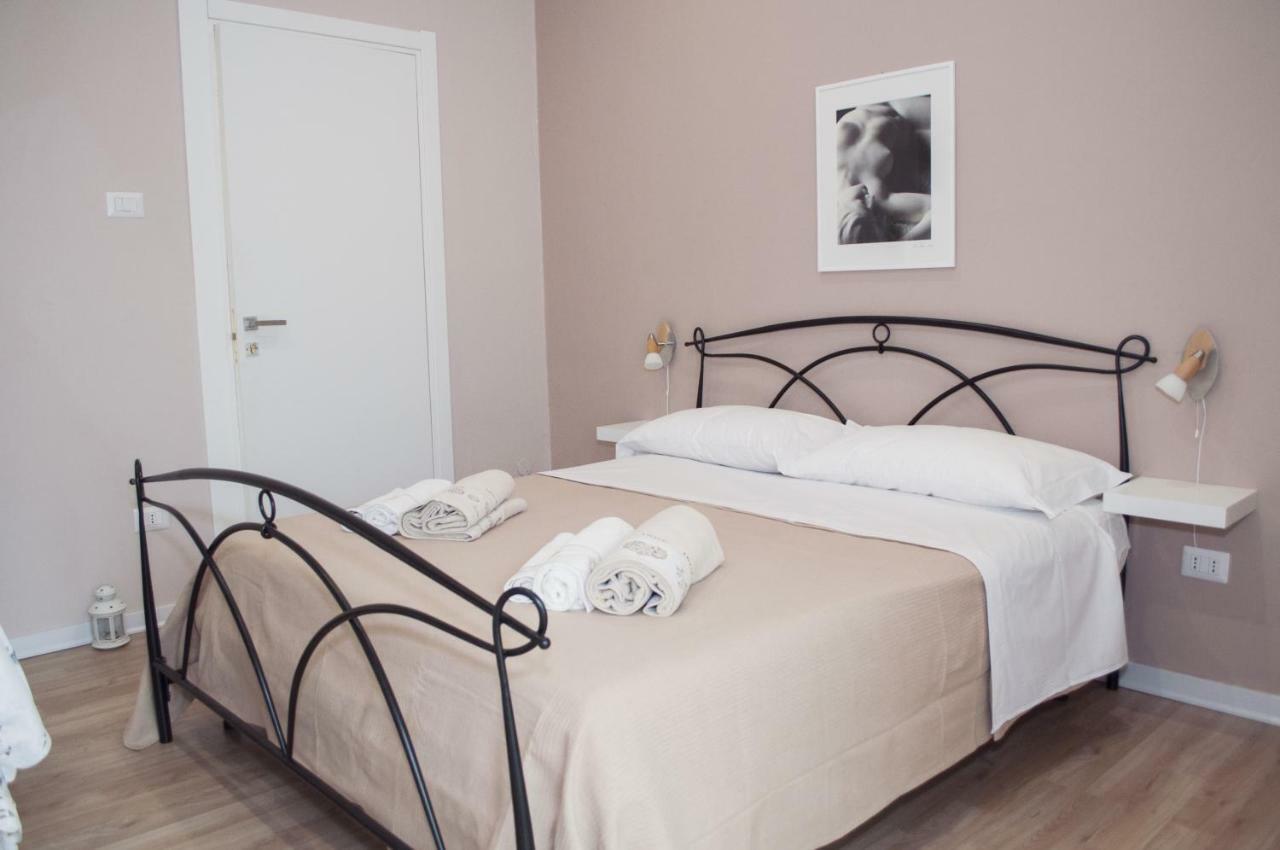 Casa Giulia Hotel Cagliari Bagian luar foto