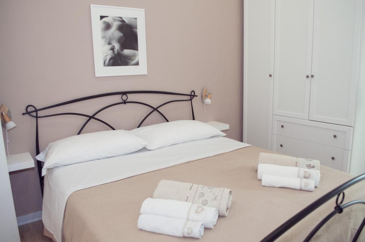 Casa Giulia Hotel Cagliari Bagian luar foto
